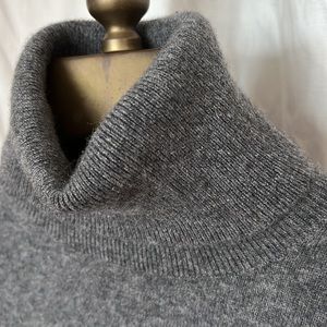 Zara Gray Cashmere Foldover Turtleneck L